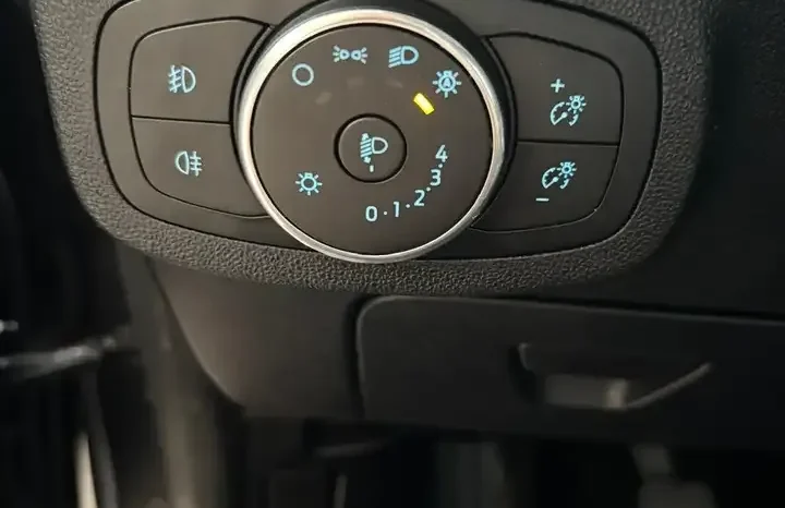 
								Ford Fiesta VII 2017 1.5 EcoBlue Titanium 85cv S-Line full									