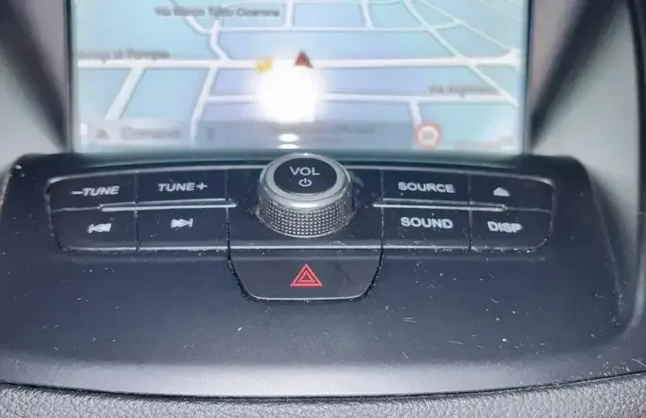 
								Ford Kuga II 2017 1.5 tdci Titanium s full									