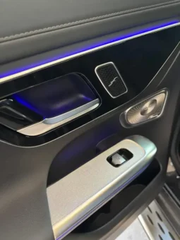 
										Mercedes-Benz GLC 300d AMG Line Premium Plus 4matic auto full									