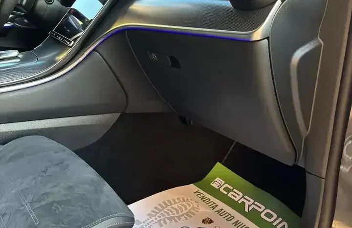 
								Mercedes-Benz GLC 300d AMG Line Premium Plus 4matic auto full									