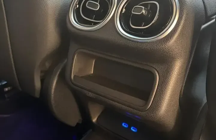 
								Mercedes-Benz GLC 300d AMG Line Premium Plus 4matic auto full									