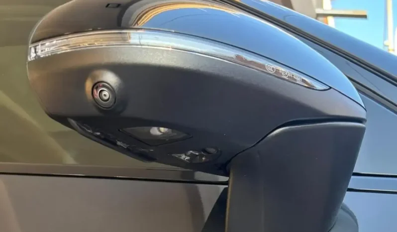 
								Mercedes-Benz GLC 300d AMG Line Premium Plus 4matic auto full									