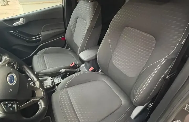 
								Ford Fiesta Vii 2017 5p 1 5 Ecoblue Titanium 85cv S Diesel full									