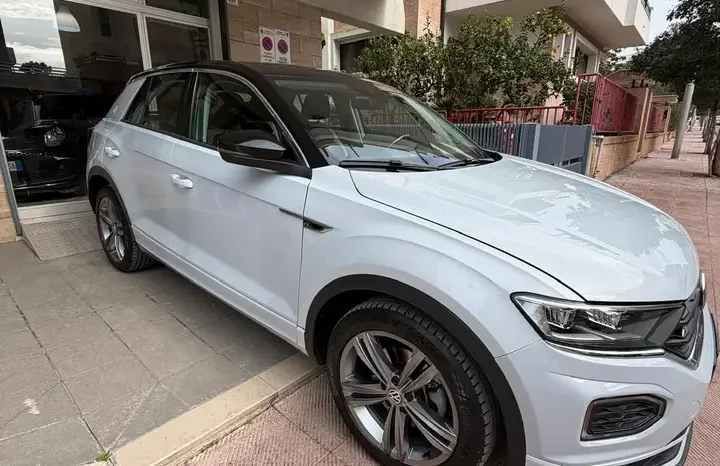 
								Volkswagen T Roc T Roc I 2017 2 0 Tdi Rline 4motion Dsg Diesel full									