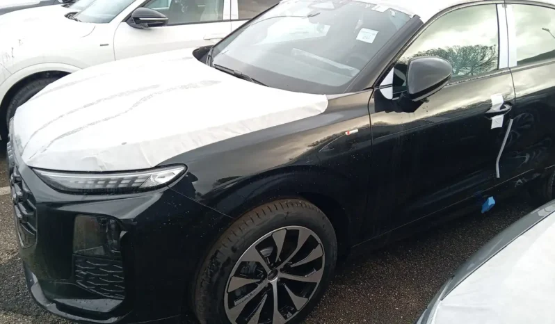 
								Audi Q3 Sportb 35 2 0 Tdi S Line Edition New Modello Diesel full									