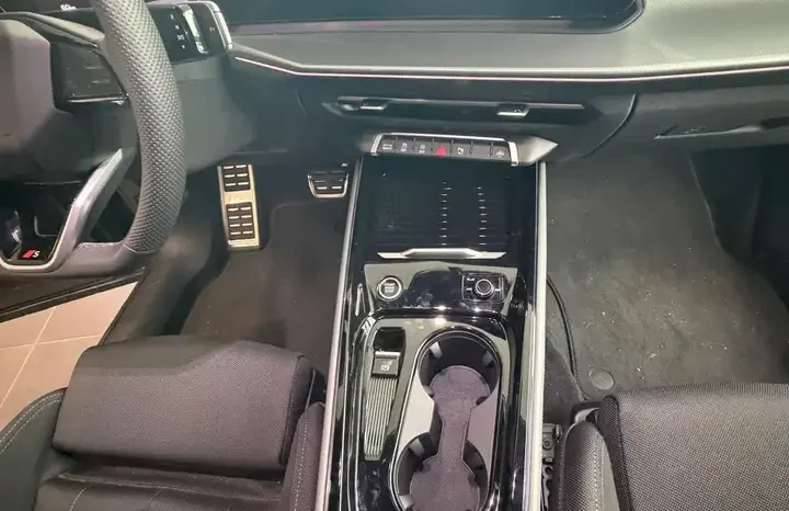 
								Audi Q3 Sportb 35 2 0 Tdi S Line Edition New Modello Diesel full									