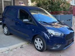 
										Ford Transit Courier Benzina Blu Azzurro full									