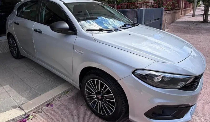 
								Fiat Tipo 5p 1 3 Mjt City Life S Diesel full									
