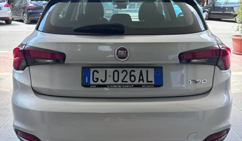 
								Fiat Tipo 5p 1 3 Mjt City Life S Diesel full									