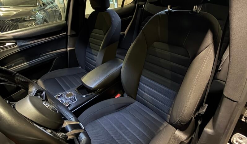 
								Alfa Romeo Stelvio 2023 2 T Veloce Q4 210cv Auto Diesel full									