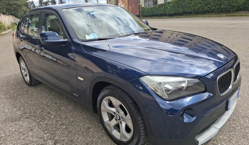
								BMW X1 20d SDrive full									