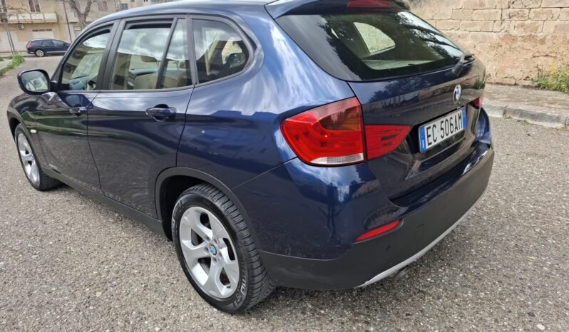 
								BMW X1 20d SDrive full									