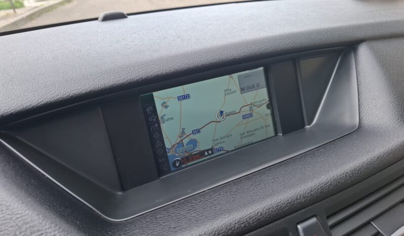 
								BMW X1 20d SDrive full									