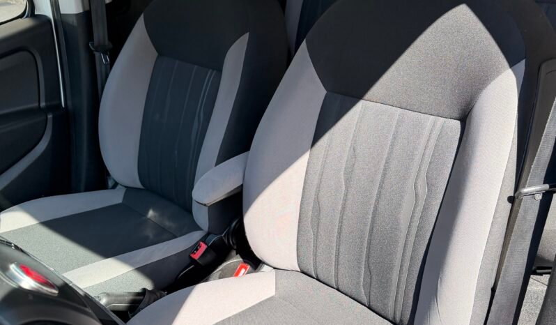 
								Fiat  Doblo 1.6 mjt 120 cv  Lounge full									